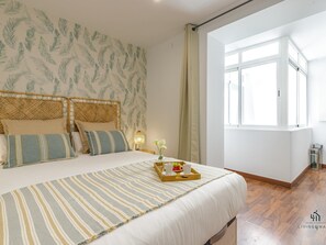 2 Schlafzimmer, Bügeleisen/Bügelbrett, Internetzugang, Bettwäsche