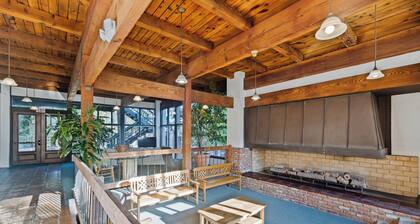 Renovated 1-Bedroom Condo with AC, Swimming Pool & Fitness Room in San Pedro!