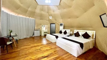 Luxury Twin Room | In-room safe, free WiFi