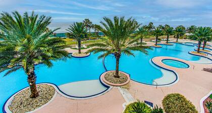 Luxury 5th floor condo with ocean views at Diamond Beach Resort - steps to sand