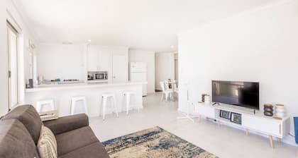 Beeliar Family Home in Beeliar