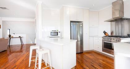 Scarborough Villa on Mickey