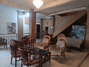 Reception - Four Hostel Bandar Lampung (Bandar Lampung)