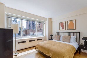 2 chambres, fer et planche à repasser, Wi-Fi, draps fournis