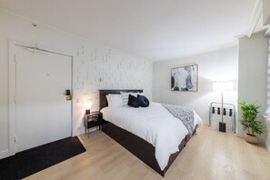 2 bedrooms, WiFi, bed sheets