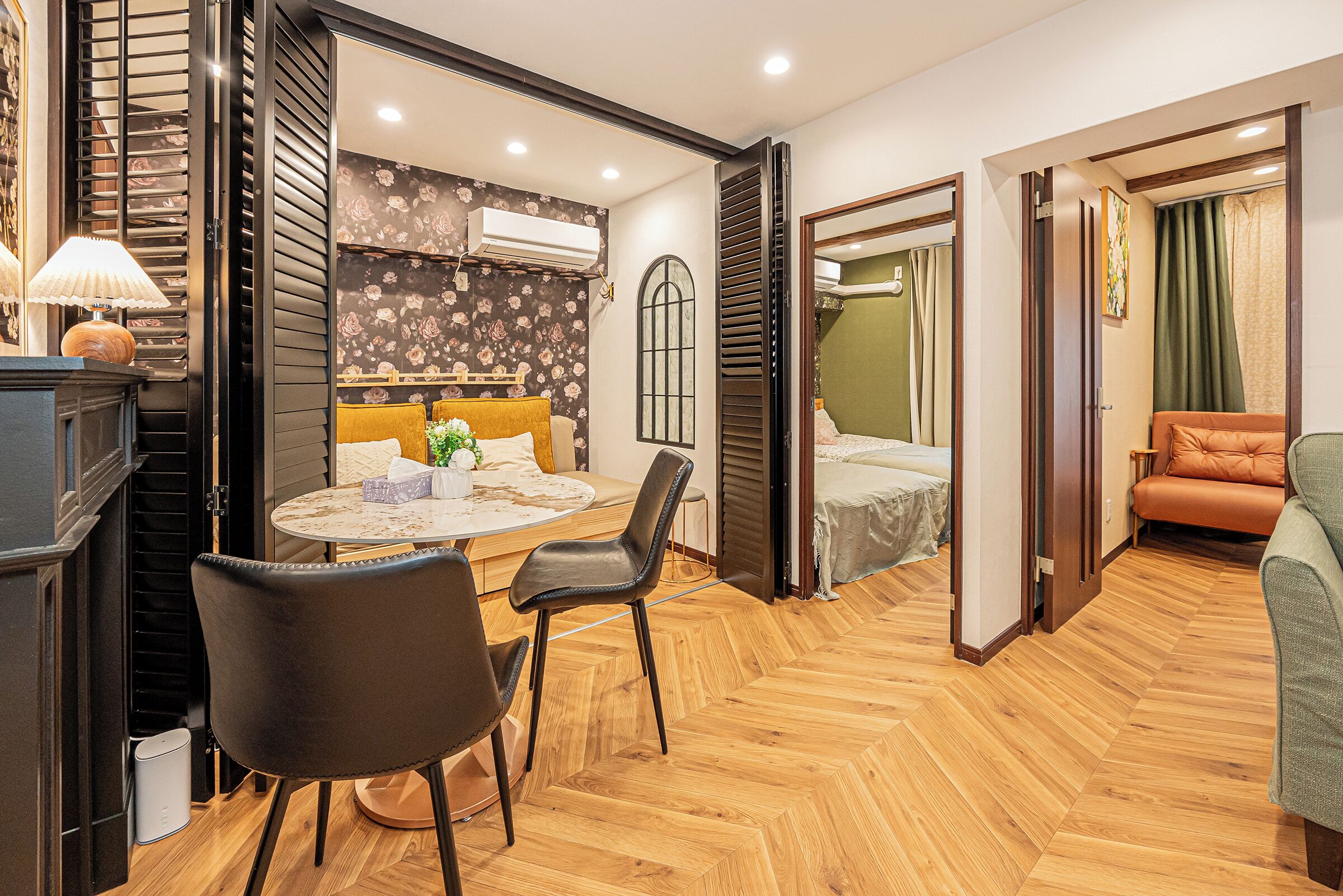 2 bedrooms, iron/ironing board, travel cot, free WiFi