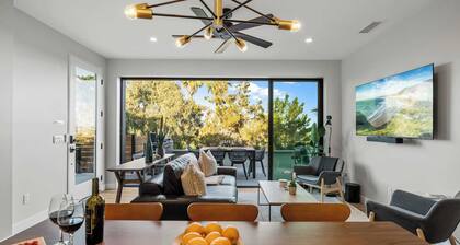 Del Mar Retreat - Spa, BBQ, Firepit, AC, Laundry