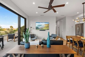 TV, fireplace, offices