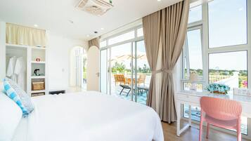 Junior Suite with Balcony with Hot Tub | Desk, free WiFi