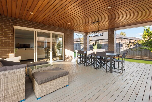 Deluxe Townhome, Garden View | Garden view