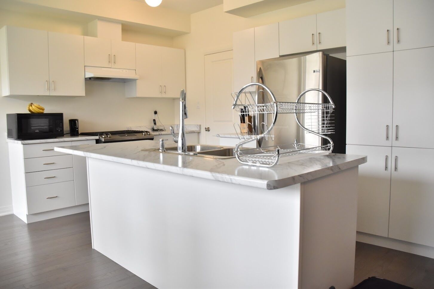 Microondas, horno y parrilla de estufa 