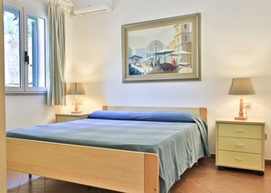 Room - APPARTAMENTI SECCHETO - VISTA MARE (Campo nell'Elba)