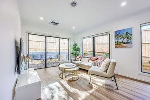 Deluxe Townhome, Garden View | Ruang tamu