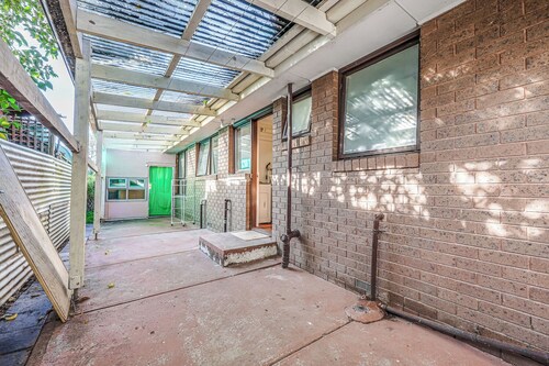 StayAU Newly Modern Comforts 3BRM Home Cranbourne