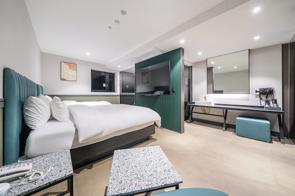 Superior Twin Room | Free WiFi