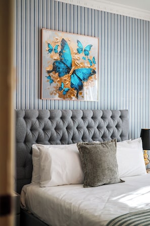 Deluxe Townhome, Garden View | Room amenity