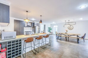 Casa de ciudad Deluxe, vista al jardín | Cocina privada