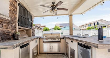 Charming 1-bedroom apart with Sofa Bed in living room in Lake Elsinoire with AC