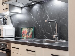 Oven, stovetop, dishwasher, coffee/tea maker - Holiday Apartment with wellness & Premium Card (Wildschönau)