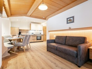 TV - Dreamy Apartment with Wellness & Premium Card (Wildschönau)