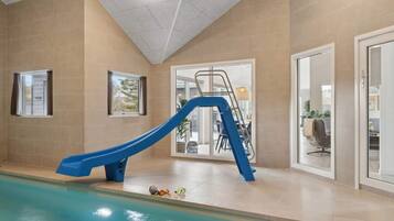 Ferienhaus | Pool | Innenpool, Außenpool