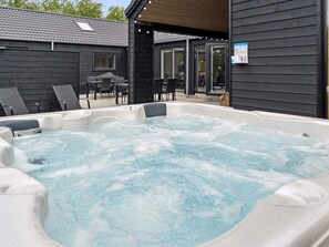 House | Spa treatment