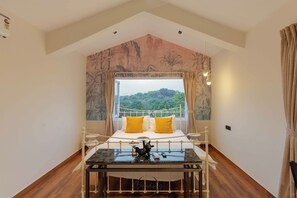 4 soverom, strykejern/-brett, wi-fi og sengetøy