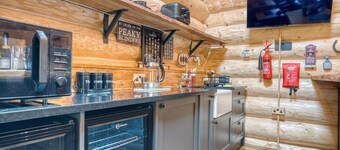 Grand Country Estate 3 Hot Tubs Sleeps 16 near Durham City & Bishop Auckland