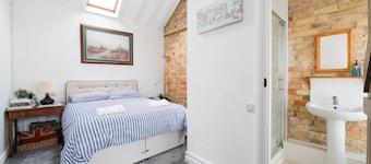 The Snug at Scald end Farm