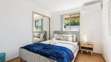 3 soveværelser, skrivebord, strygejern/strygebræt, Wi-Fi