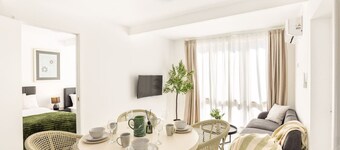 Modern Studio Retreat in Heart of Sunnybank
