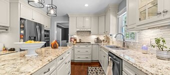 5 Bedroom Immaculate & Stylish Home in Quiet Area