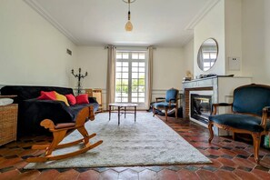 TV, table football, ping pong, books