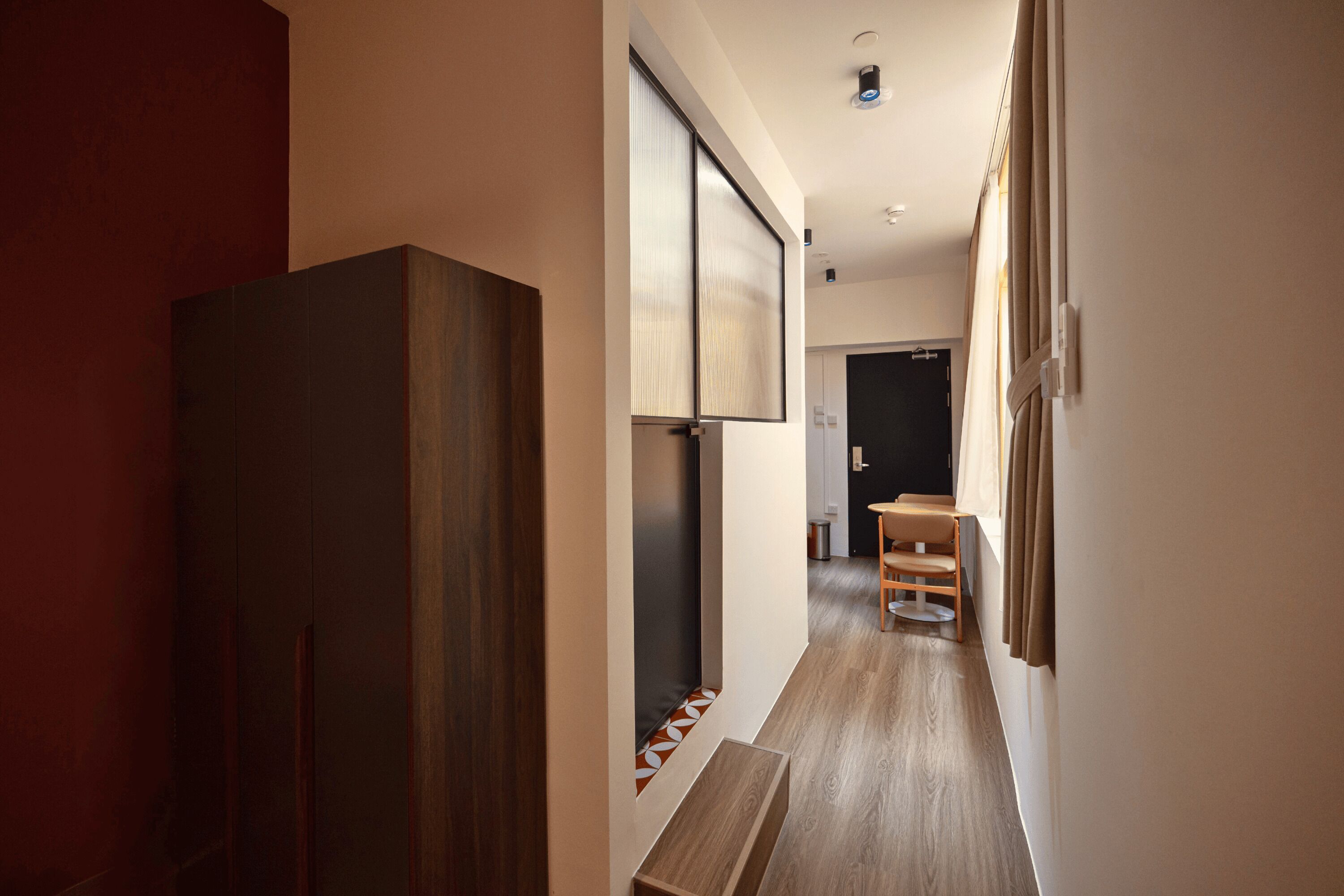 Executive Studio, 1 Queen Bed | Desk, laptop workspace, free WiFi, bed sheets