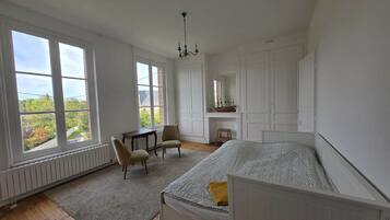 7 habitaciones y ropa de cama