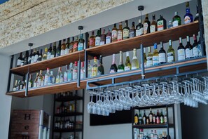 Bar (on property) - Belmond Hotel (Dar es Salaam)