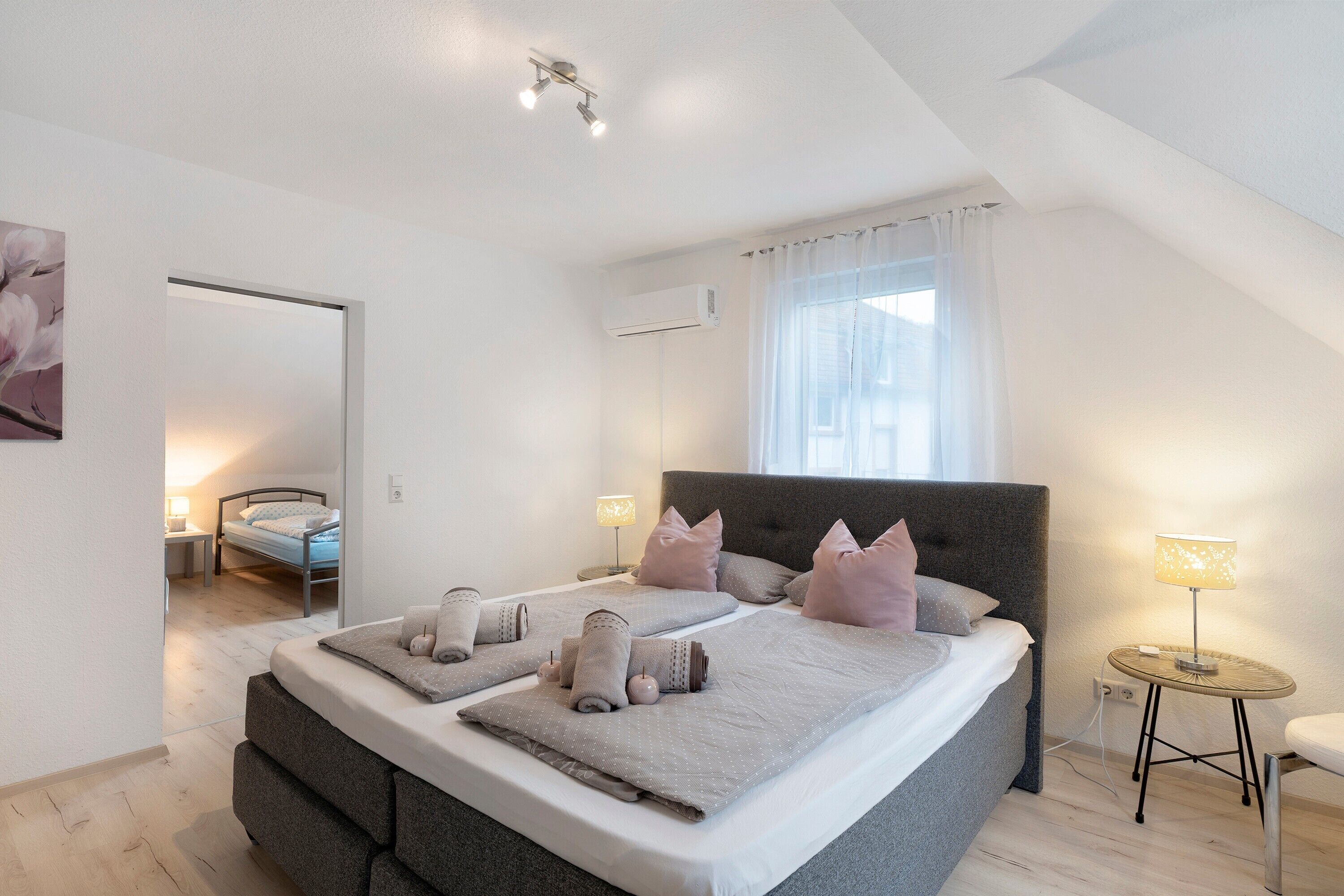 4 bedrooms, WiFi, bed sheets