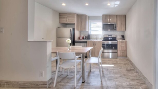 Private kitchen - Ocean Steps: Pool & Pier Access! (Pompano Beach)