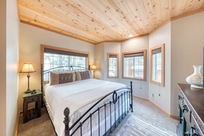 4 chambres, bureau, fer et planche à repasser, Wi-Fi gratuit