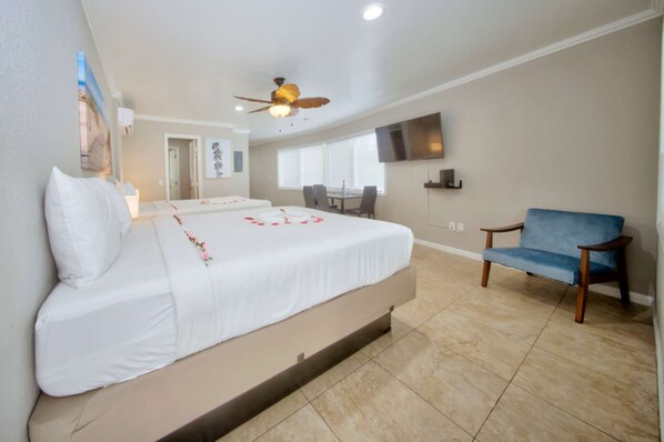 Bureau, Wi-Fi, draps fournis