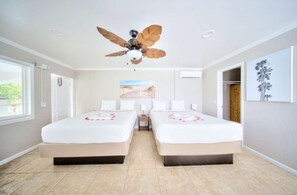 Desk, WiFi, bed sheets