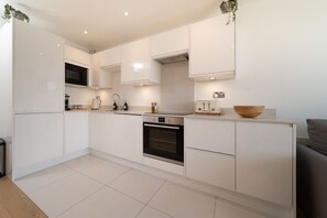 Microwave, oven, dishwasher