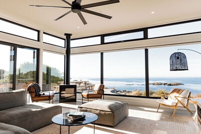 Embers Bay of Fires - A holiday home like no other