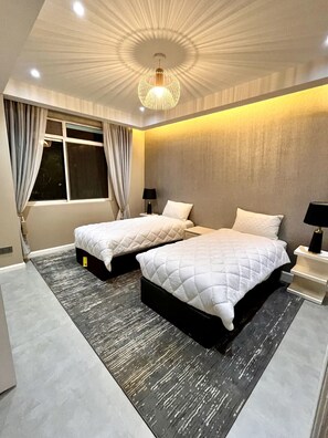 4 Schlafzimmer, Bügeleisen/Bügelbrett, WLAN, Bettwäsche