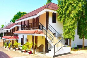 Ngoại thất