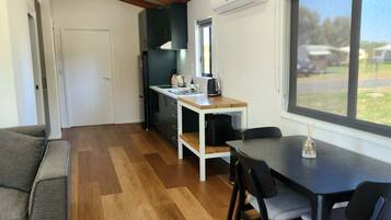 Premium Cabin | Living area