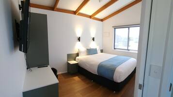 Premium Cabin | Free WiFi
