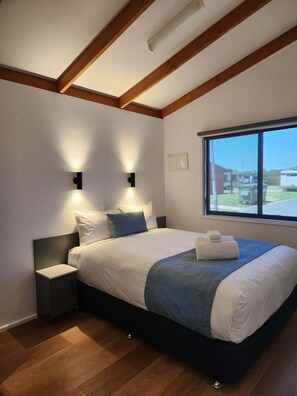 Premium Cabin - Bridgewater Caravan Park (Bridgewater on Loddon)