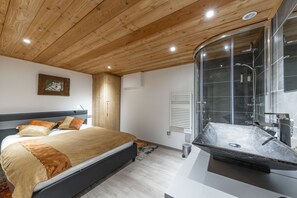 6 chambres, fer et planche Ă repasser, Wi-Fi gratuit, draps fournis