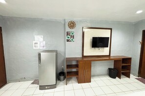 Habitación | Escritorio, camas supletorias, wifi gratis y ropa de cama